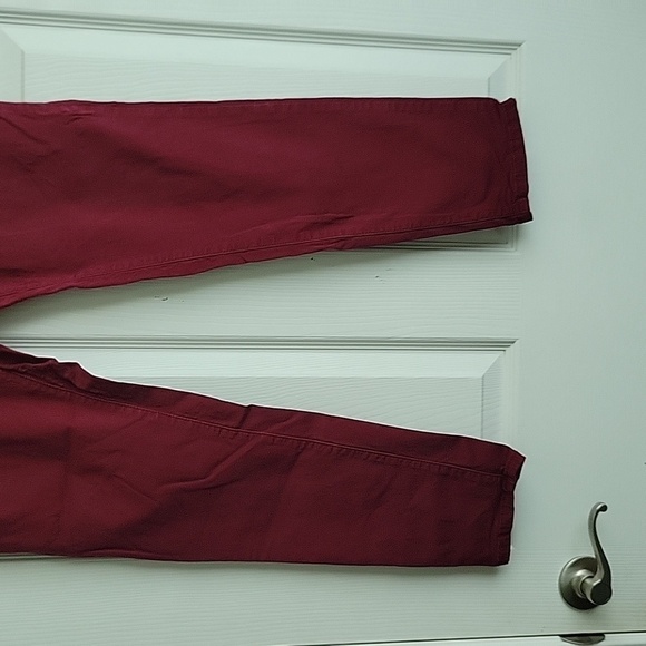 Celebrity Pink Skinny Pants - Picture 2 of 11